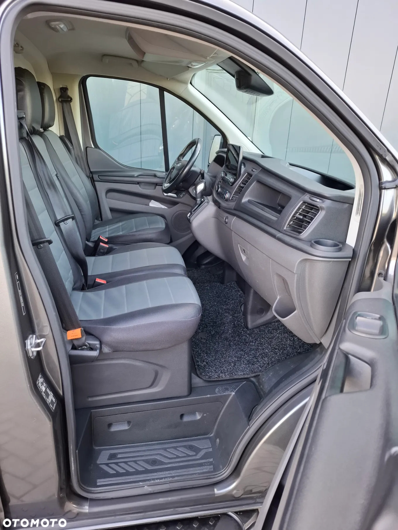 Ford Transit Custom - 10