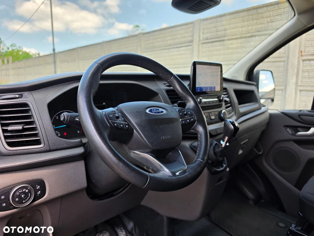 Ford Transit Custom - 11