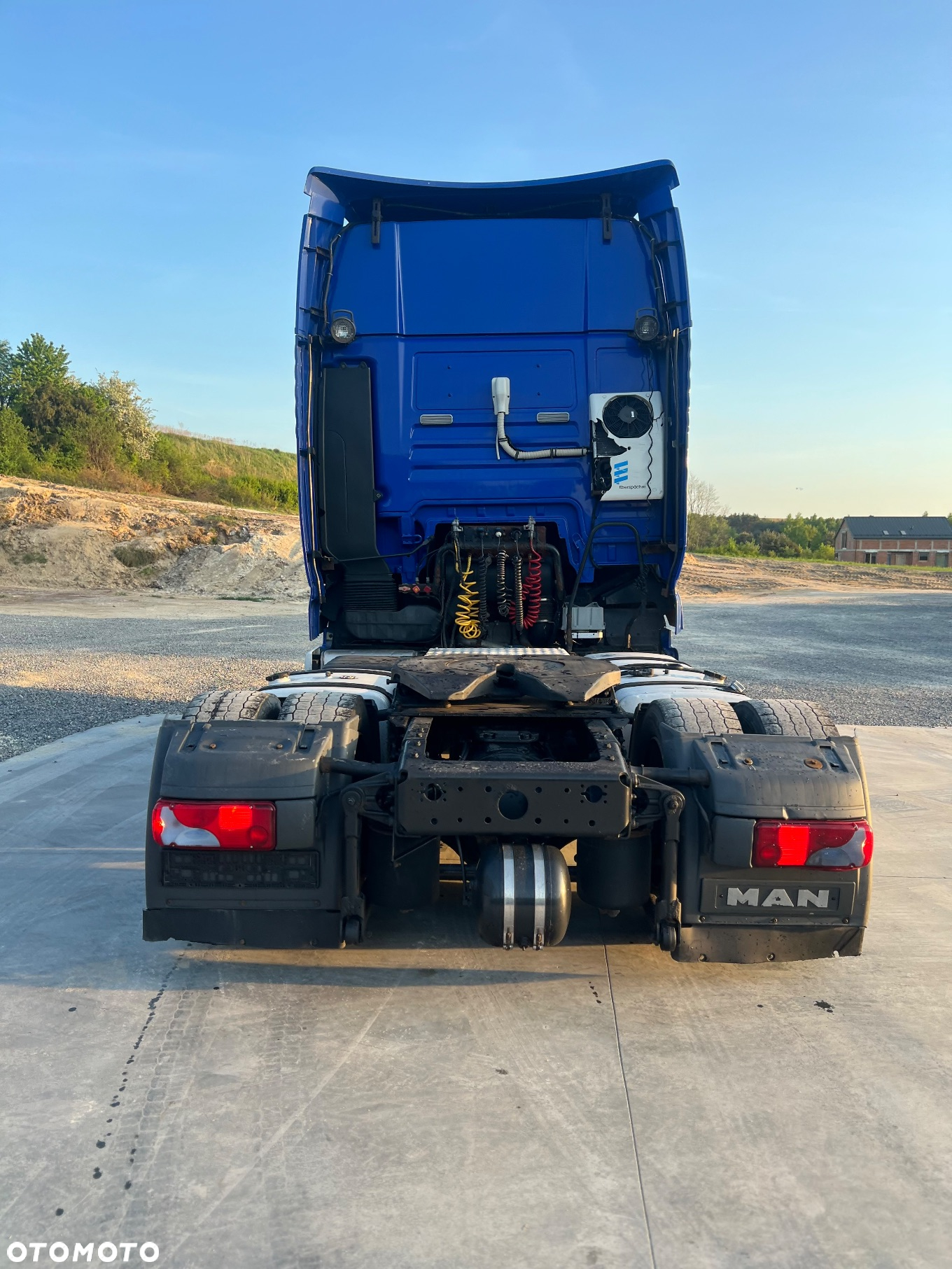 MAN TGX low deck - 10