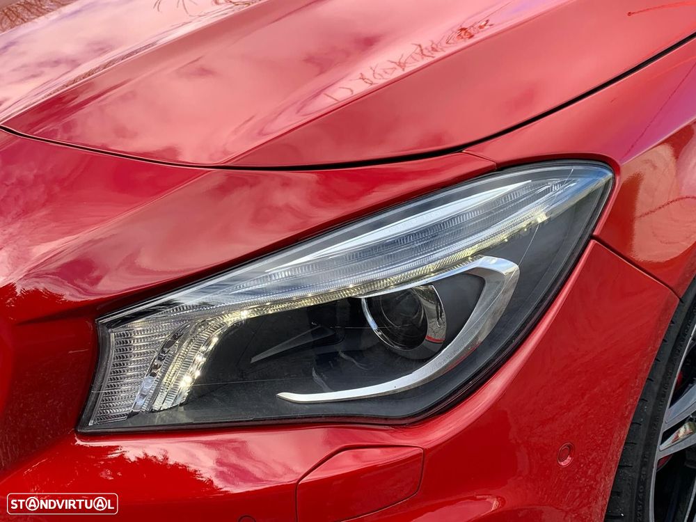 Mercedes-Benz CLA 200 d Shooting Brake AMG Line - 9