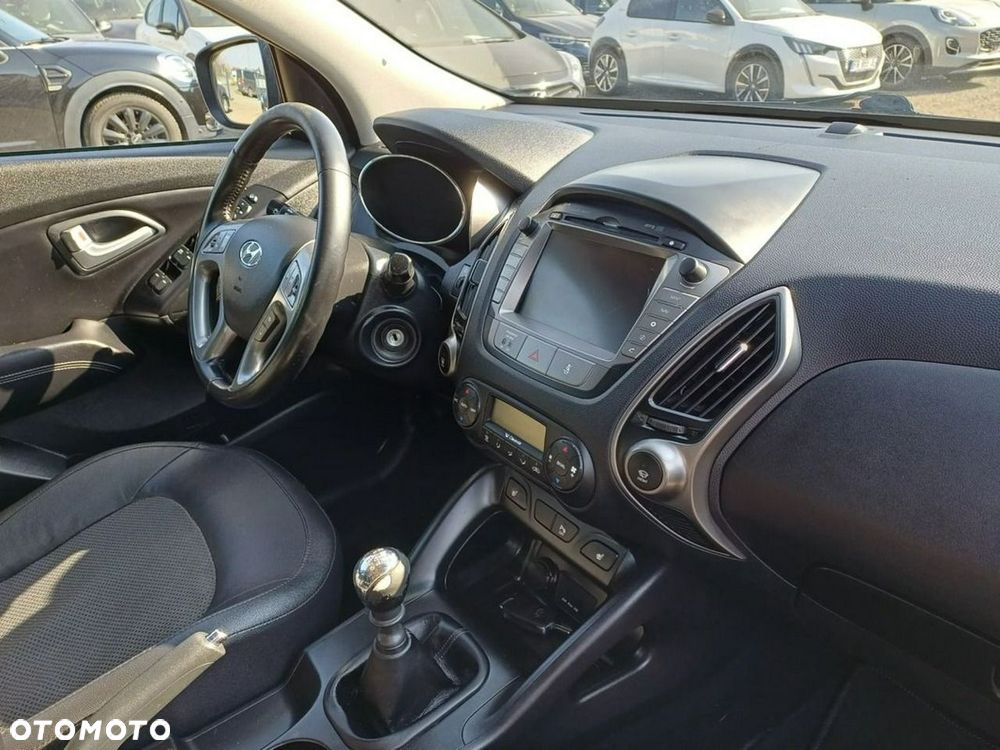 Hyundai ix35 1.7 CRDi Premium 2WD - 12