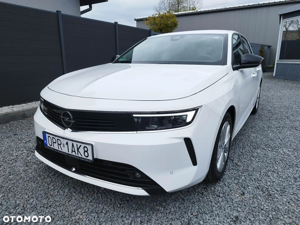 Opel Astra 1.2 Turbo Edition - 11