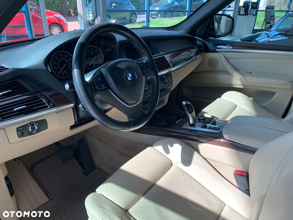 BMW X5 xDrive30i - 17
