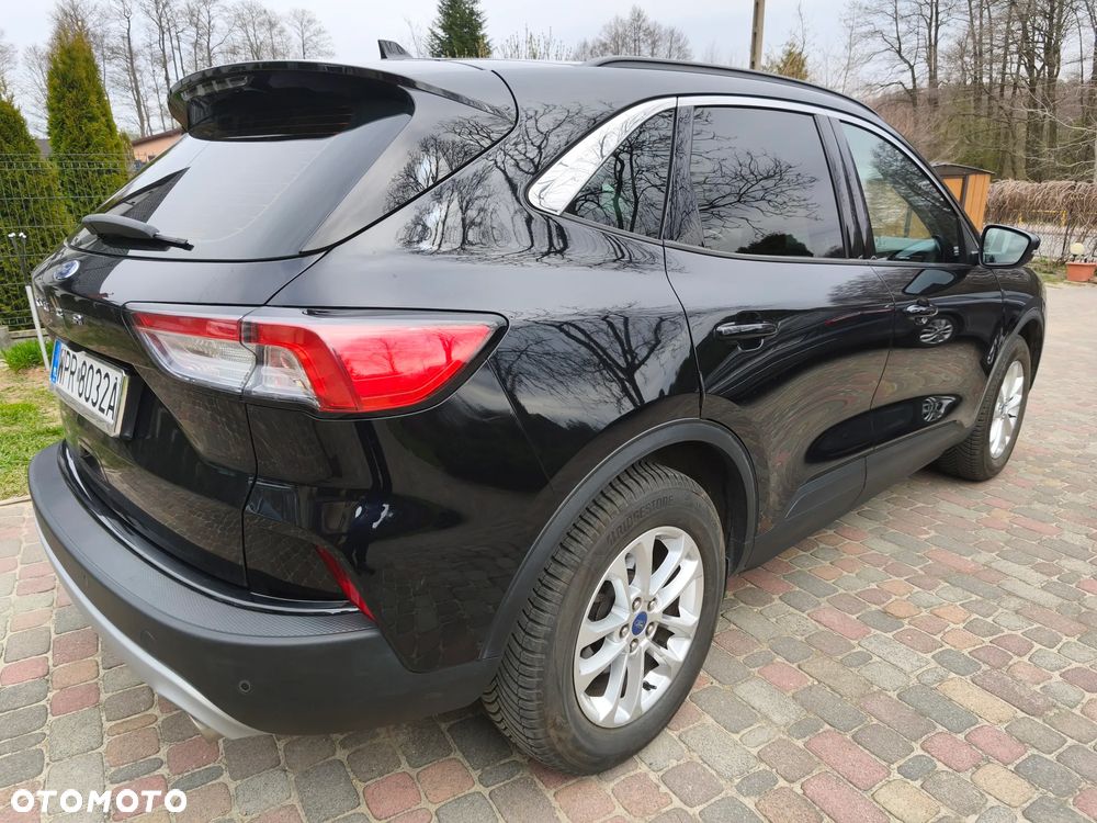 Ford Kuga 1.5 EcoBoost FWD Titanium - 3