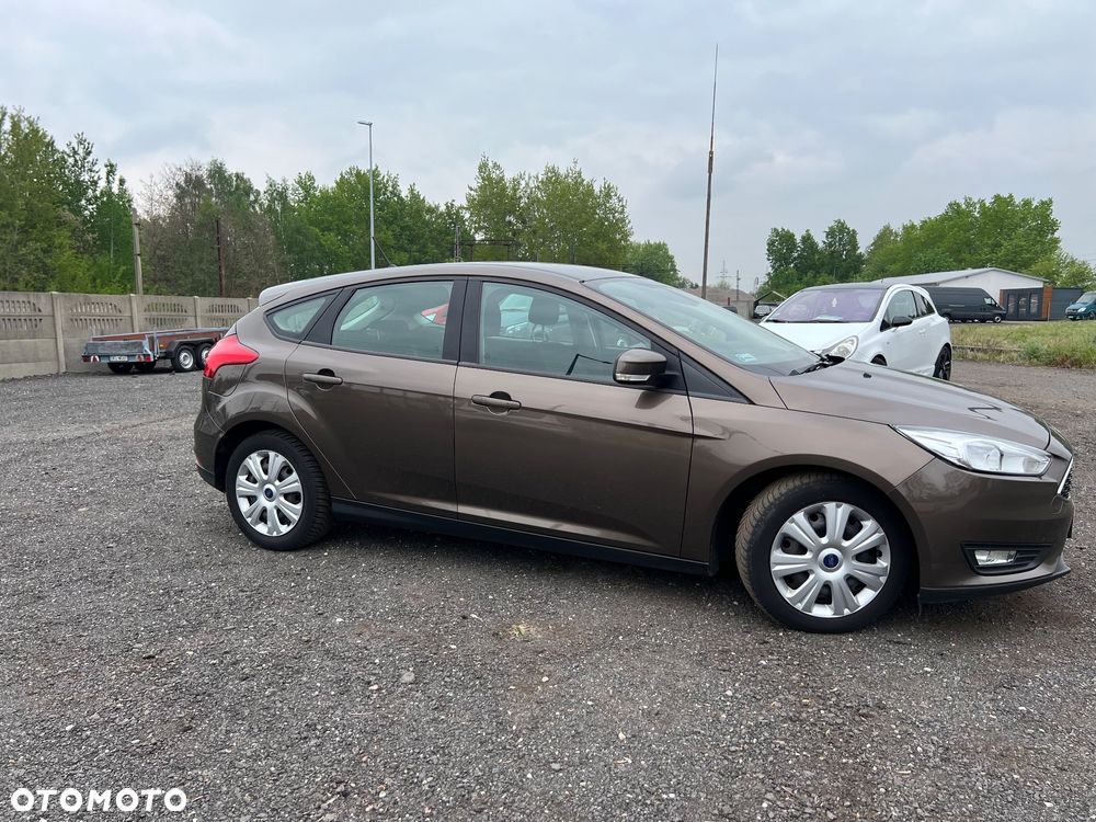 Ford Focus 1.0 EcoBoost Titanium ASS - 6