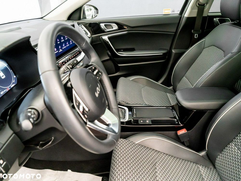 Kia XCeed 1.6 GDI PHEV Business Line DCT - 27