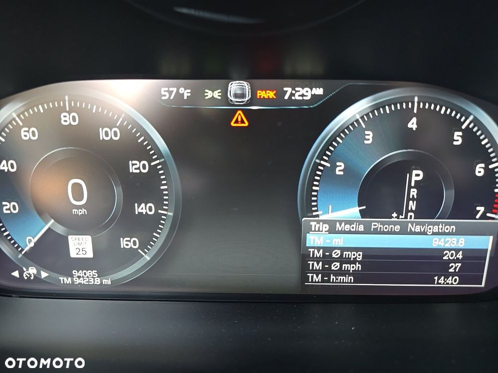 Volvo XC 90 - 11