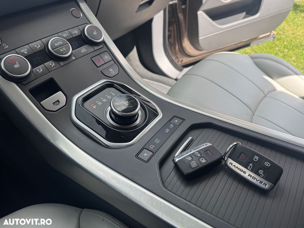 Land Rover Range Rover Evoque 2.0 D150 SE - 29