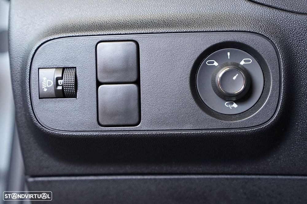 Citroën C3 1.2 PureTech Max - 17