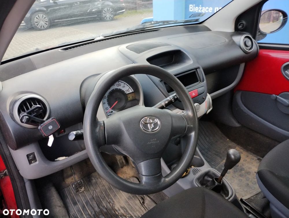 Toyota Aygo - 5