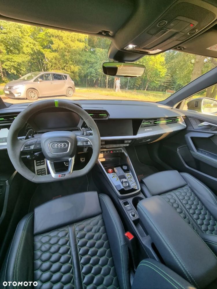 Audi RS3 Limousine TFSI Quattro S tronic - 24