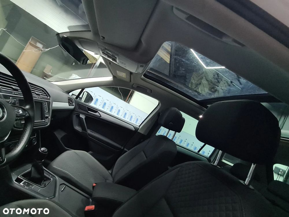 Volkswagen Tiguan 2.0 TDI SCR (BlueMotion Technology) Comfortline - 28