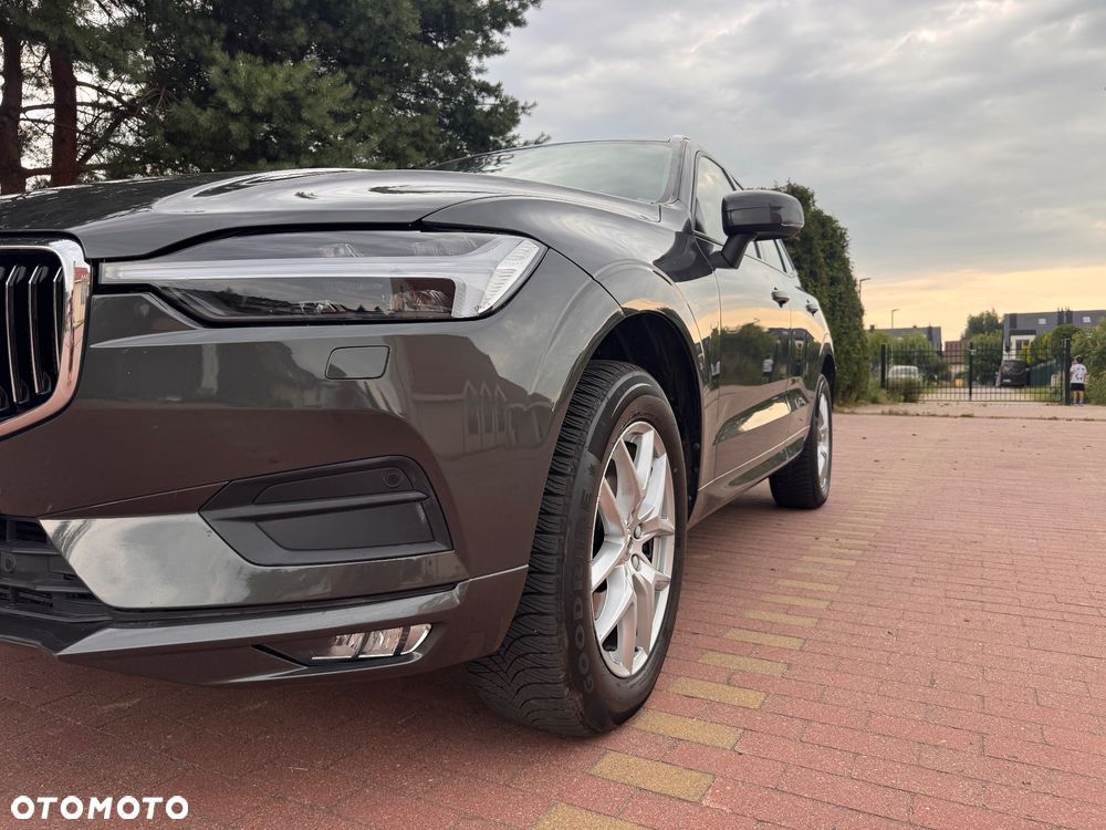 Volvo XC 60 D4 AWD Momentum - 9