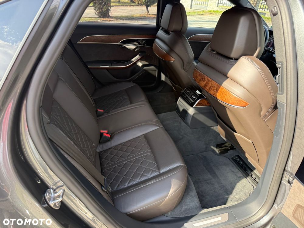 Audi A8 50 TDI quattro tiptronic - 24