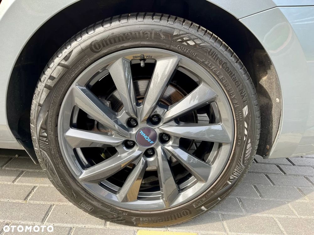 Skoda Superb 2.0 TSI 4x4 L&K DSG - 11