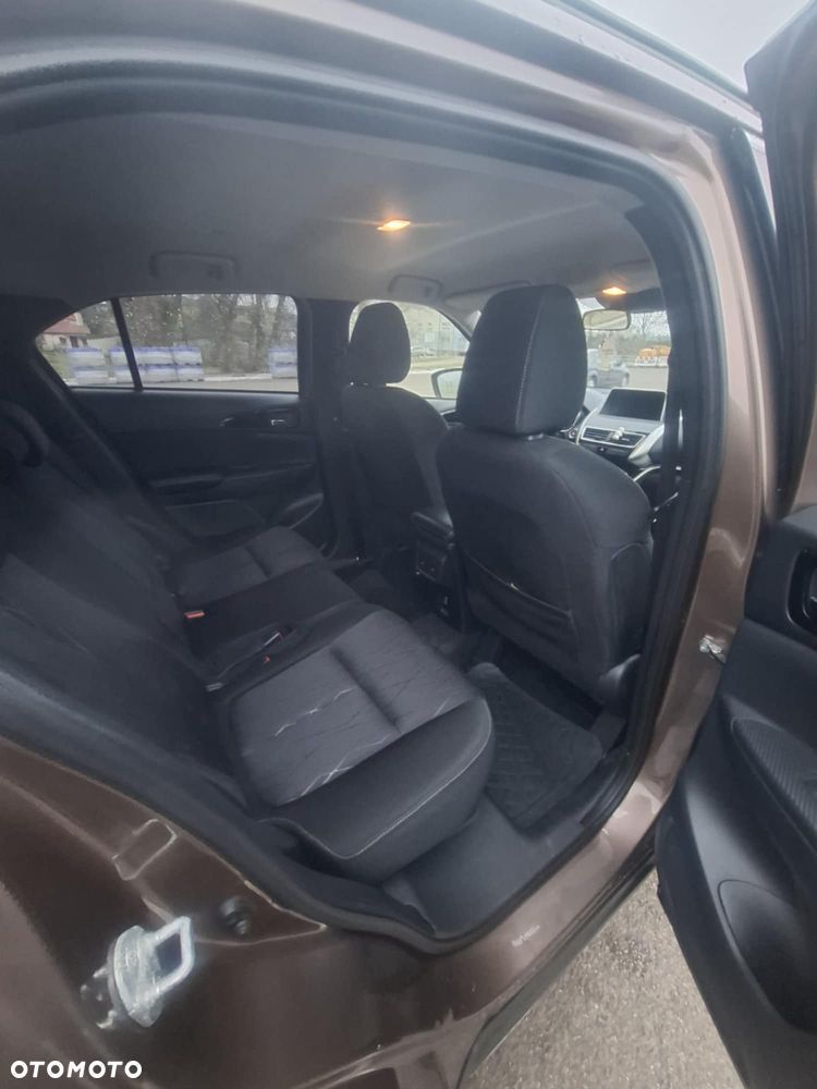 Mitsubishi Eclipse Cross 1.5 T Intense - 6