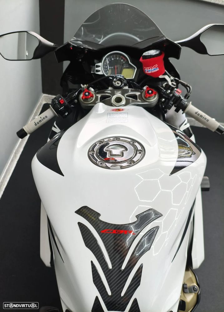 Honda CBR 1000RR - 11