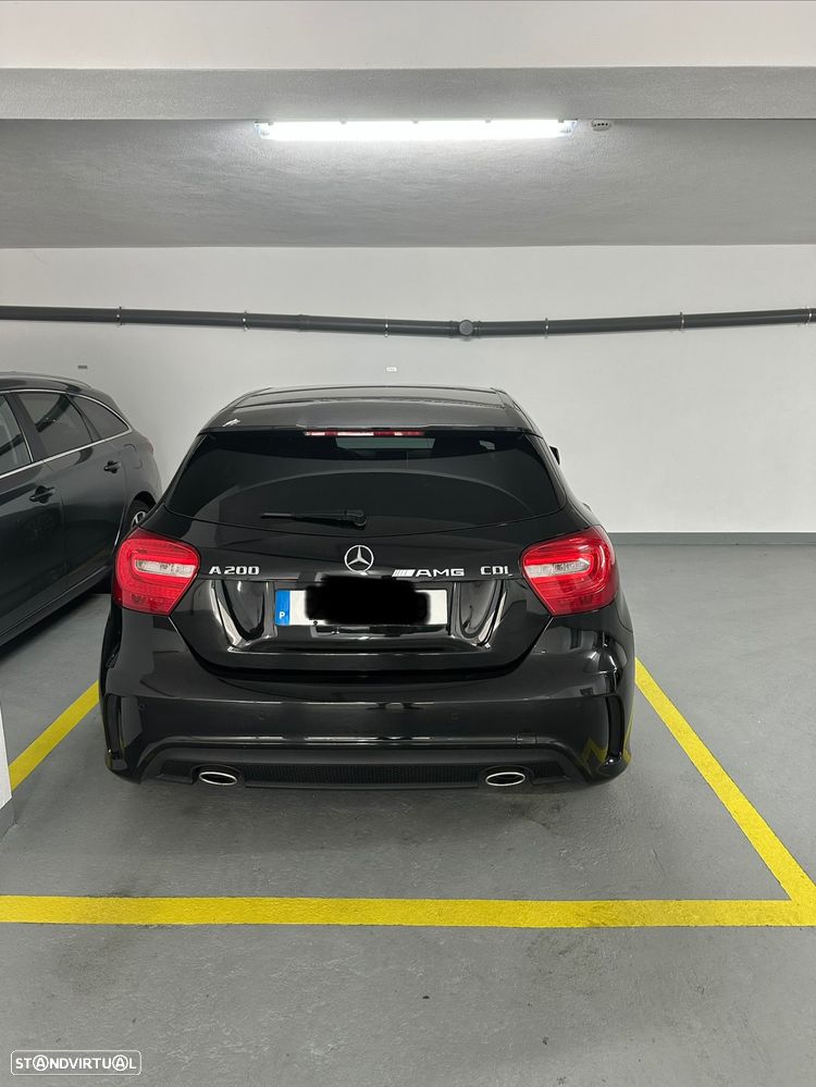 Mercedes-Benz A 200 d AMG Line - 3