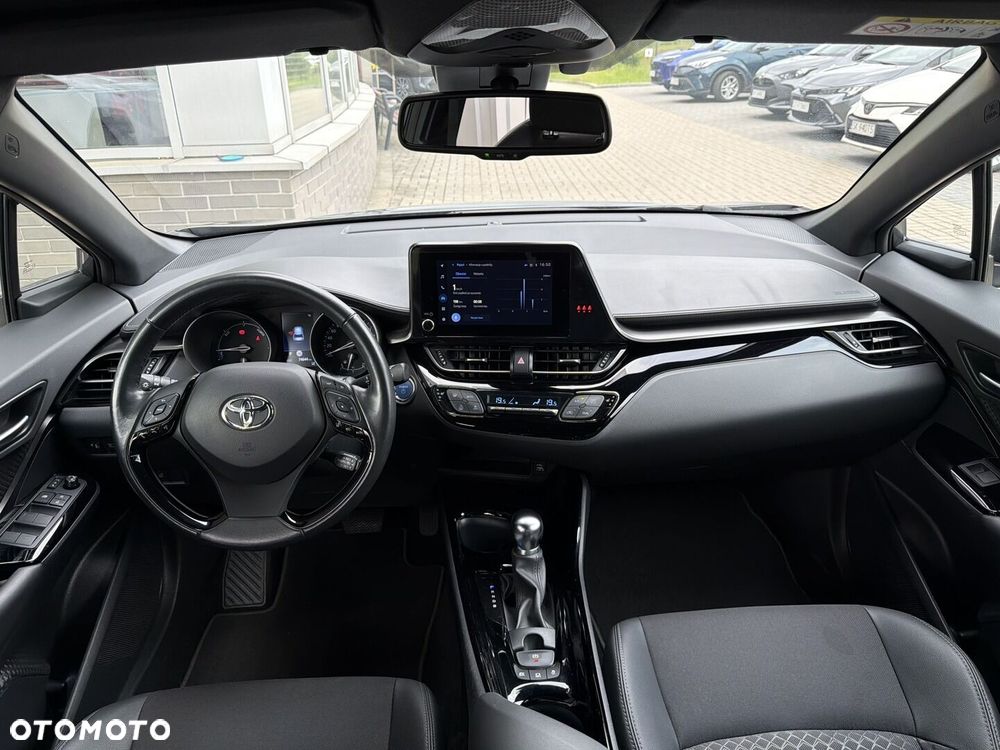Toyota C-HR - 8