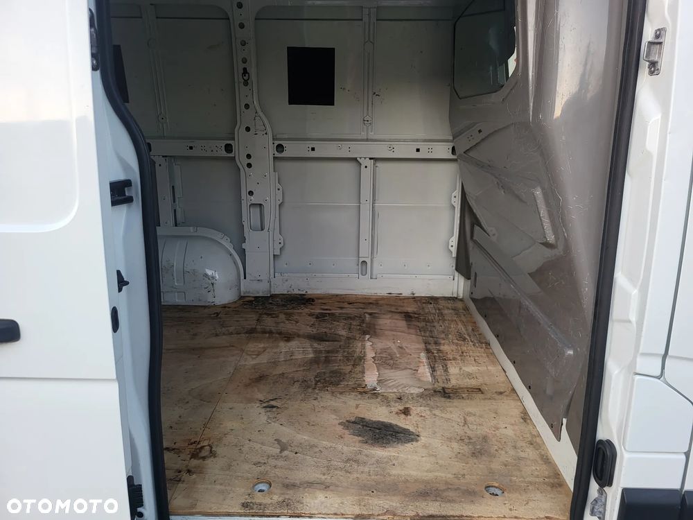 Renault Master - 33
