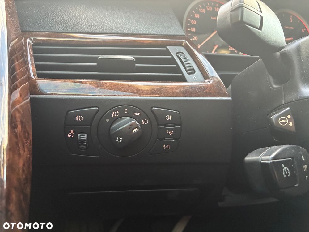 BMW Seria 5 - 11