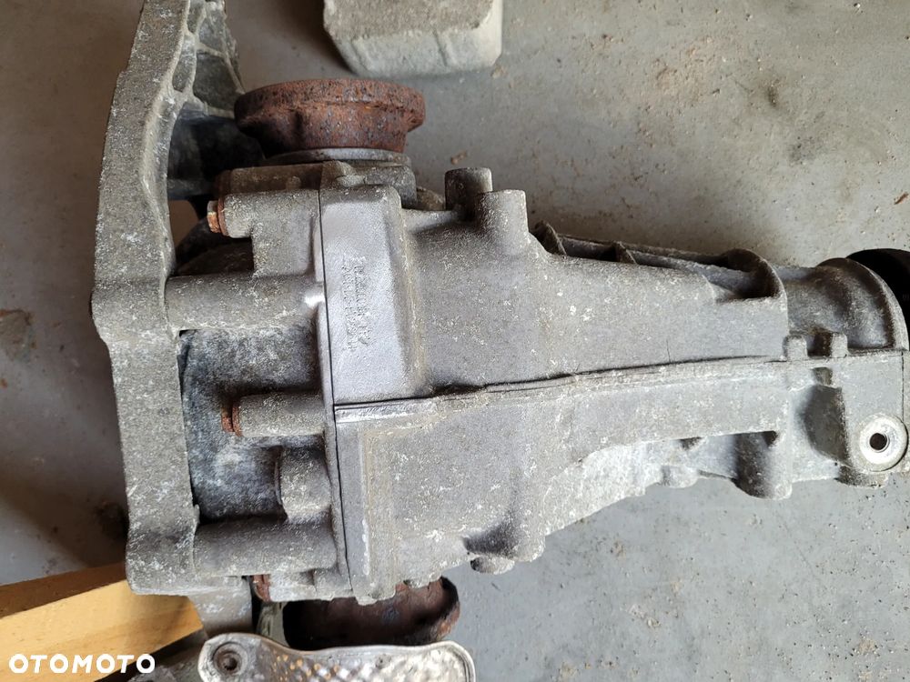 AUDI A5 8T A4 B8 DYFER MOST TYŁ KBU - 4