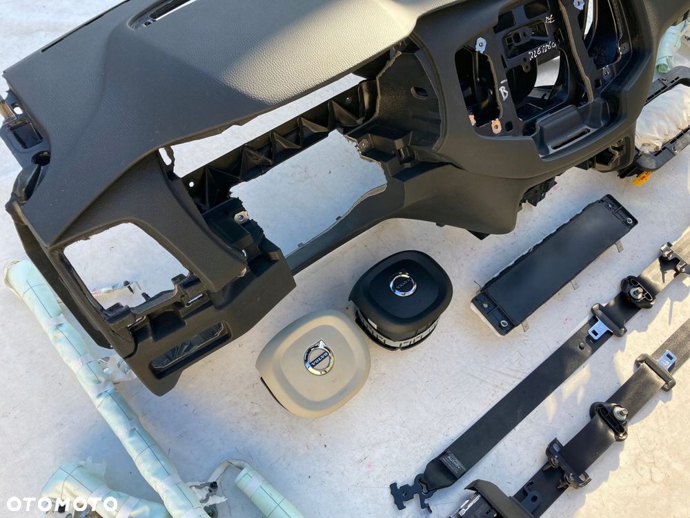 volvo xc90 2 ii deska kokpit konsola poduszki pasy - 5