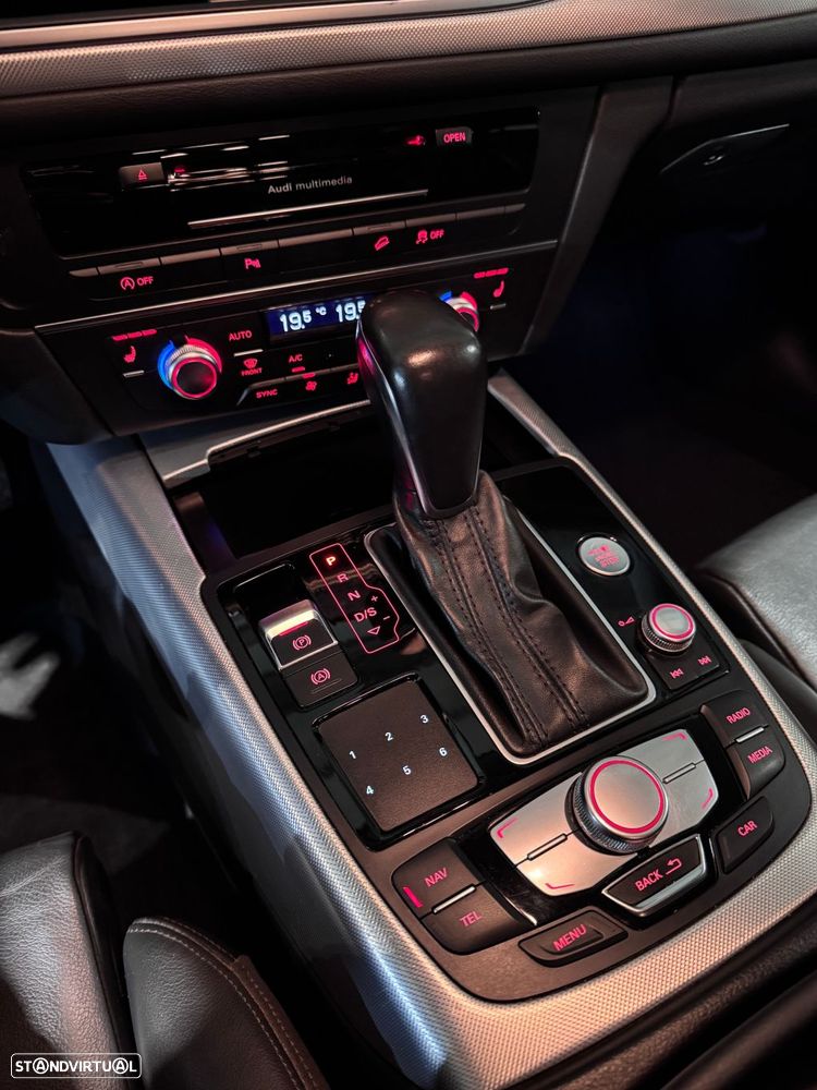 Audi A6 Allroad - 30