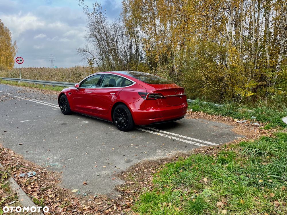 Tesla Model 3 Standard Reichweite Plus Hinterradantrieb - 5