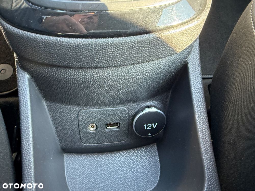 Ford Fiesta 1.6 Ti-VCT Titanium - 27