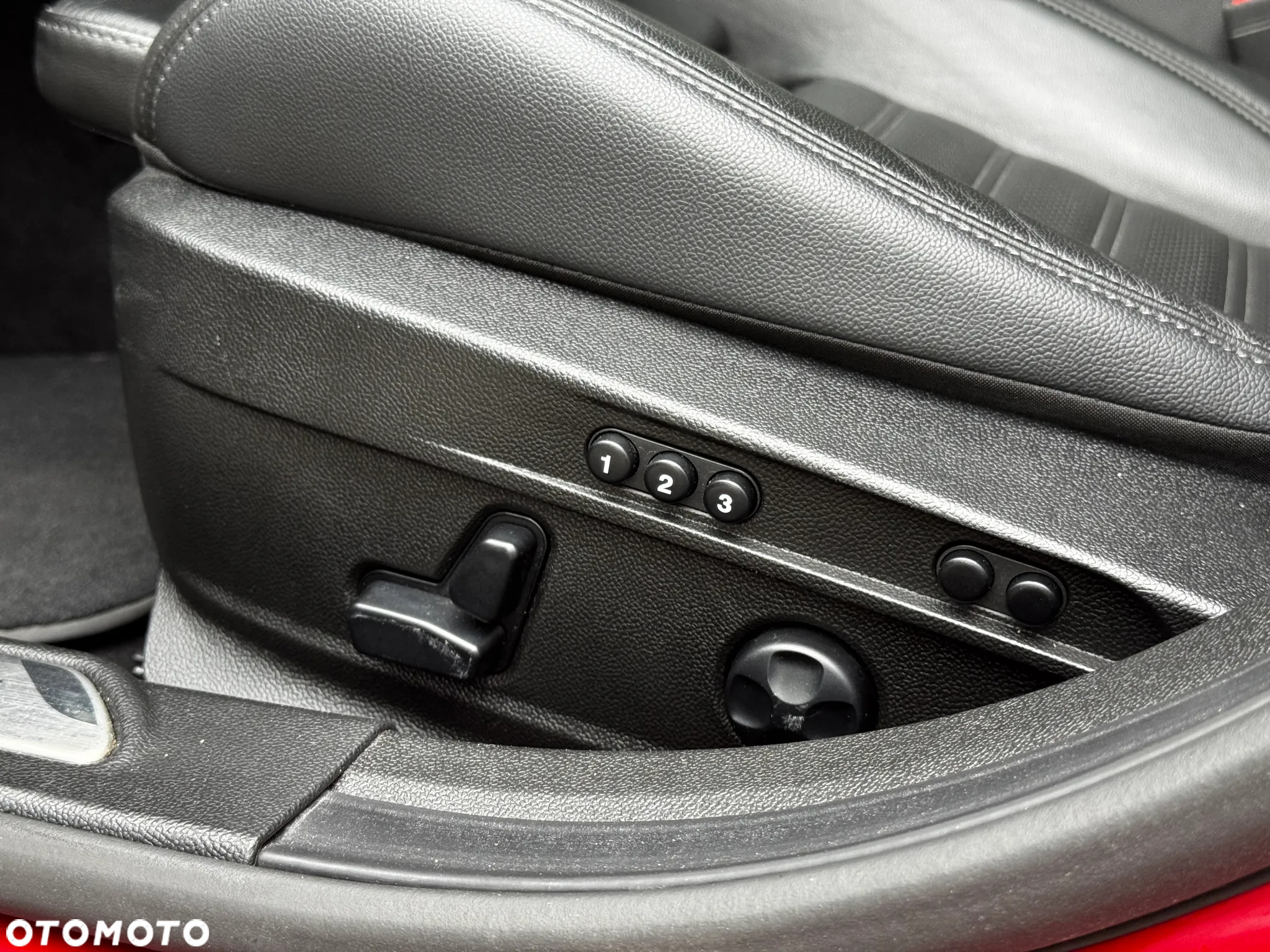 Alfa Romeo Giulia 2.0 Turbo 16V AT8-Q4 Veloce - 17