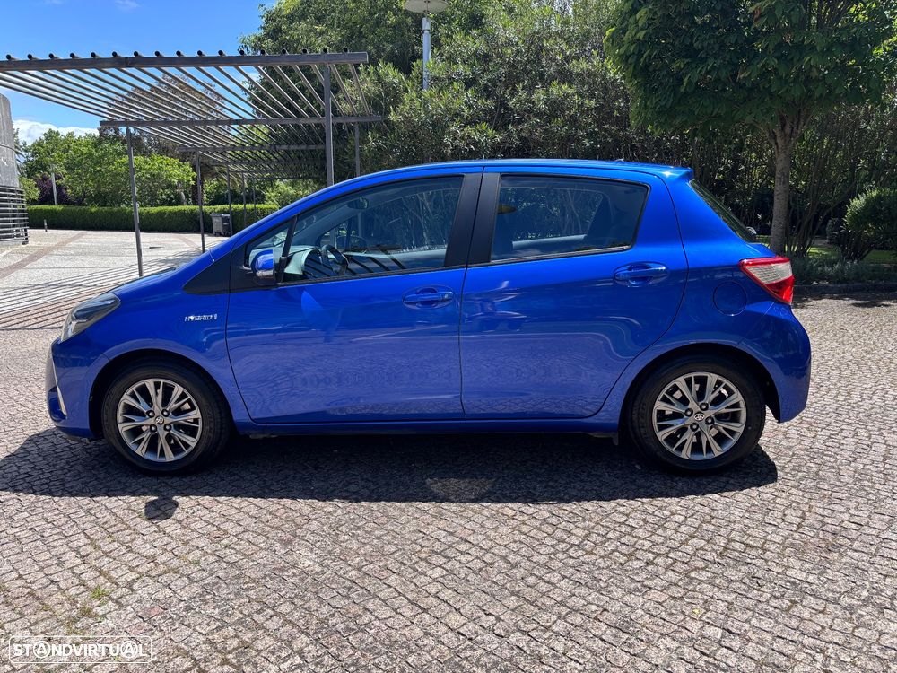 Toyota Yaris 1.5 HSD Comfort+P.Style - 9