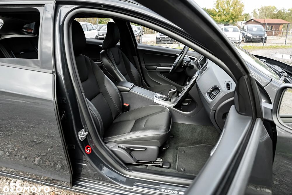 Volvo V60 D3 - 24