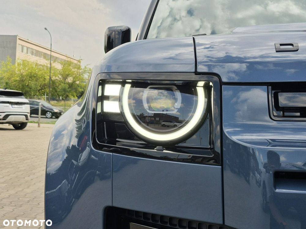 Land Rover Defender 110 D350 X-Dynamic HSE - 15