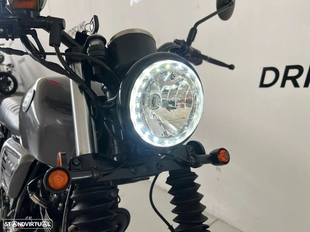 Bluroc Legend 125 - 6