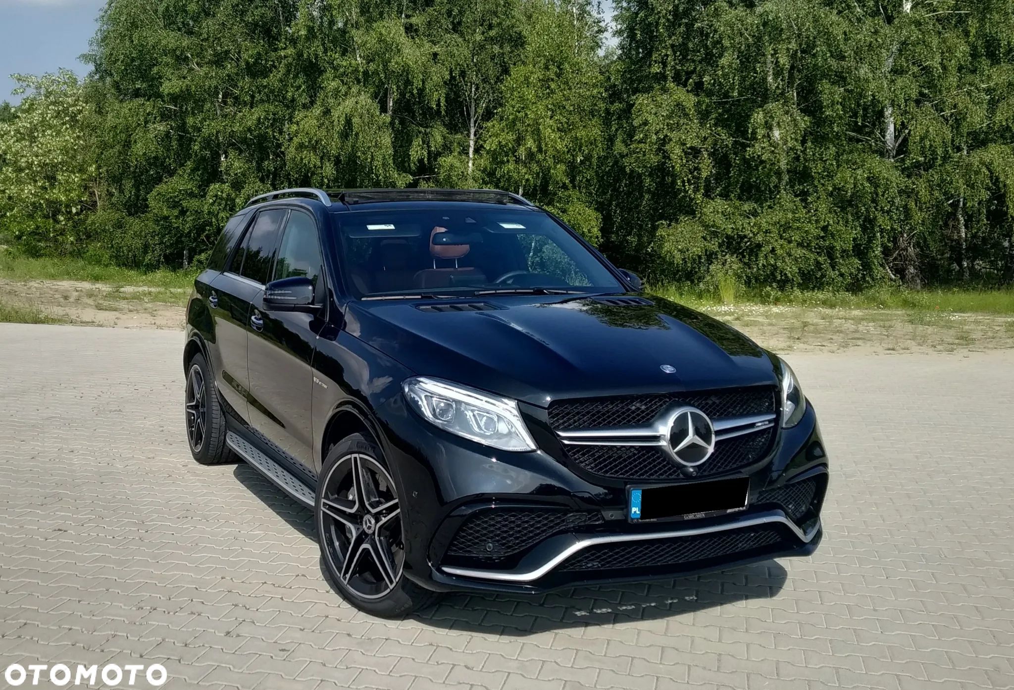 Mercedes-Benz GLE - 1