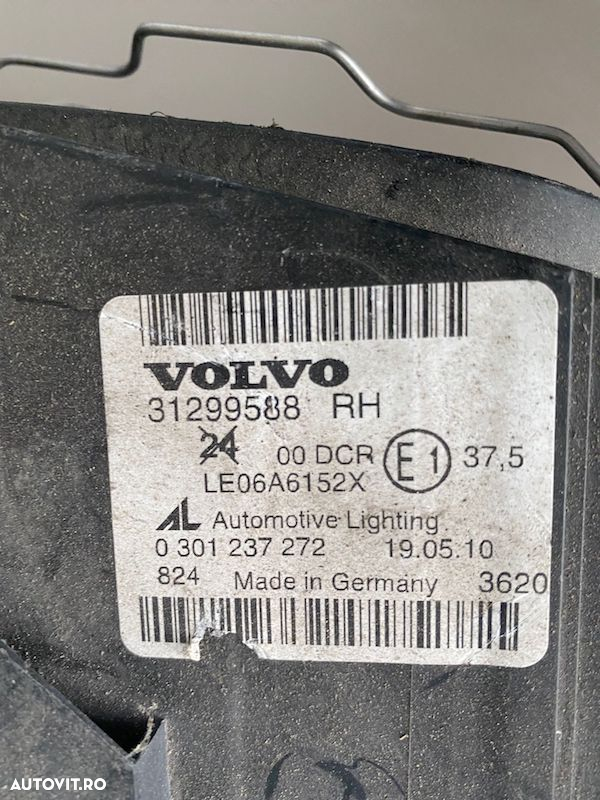 Far xenon dreapta VOLVO S40 V50 2007-2012 31299588 18399 - 3