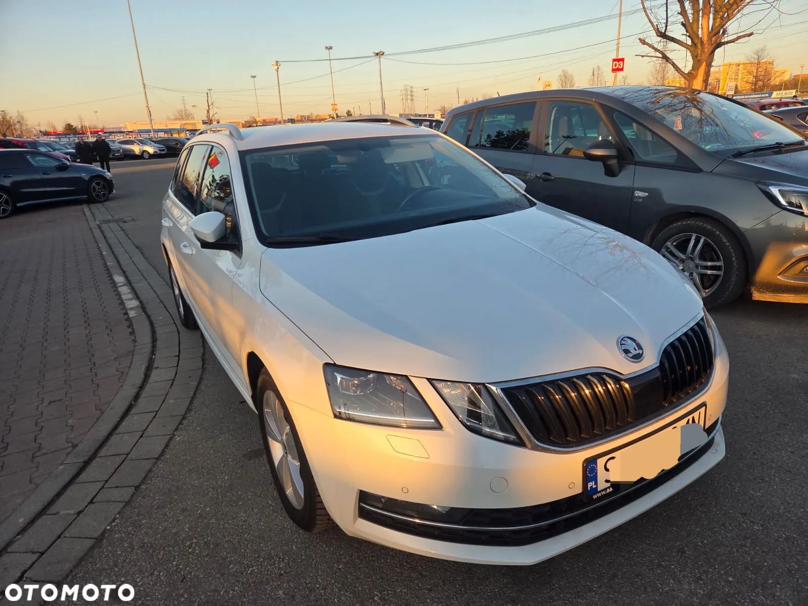 Skoda Octavia 2.0 TDI DSG Style - 1