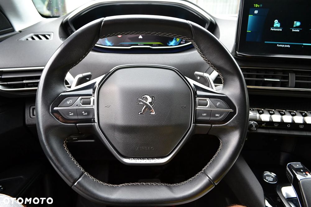 Peugeot 3008 1.6 PureTech Hybrid PHEV Allure Pack S&S EAT8 - 26