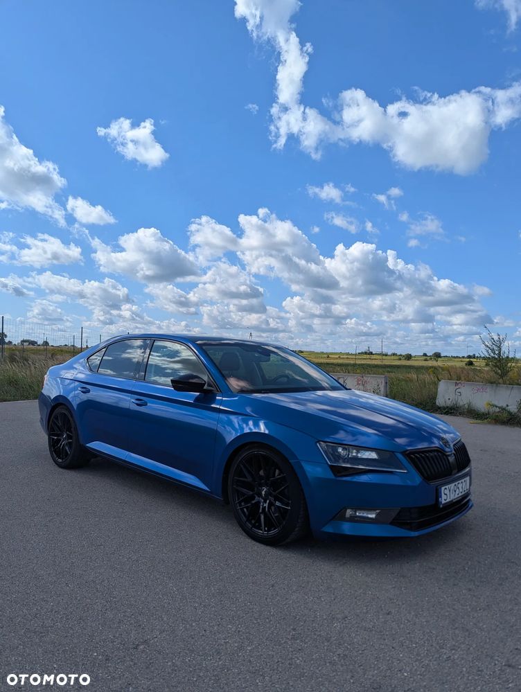 Skoda Superb 2.0 TDI Style DSG - 4