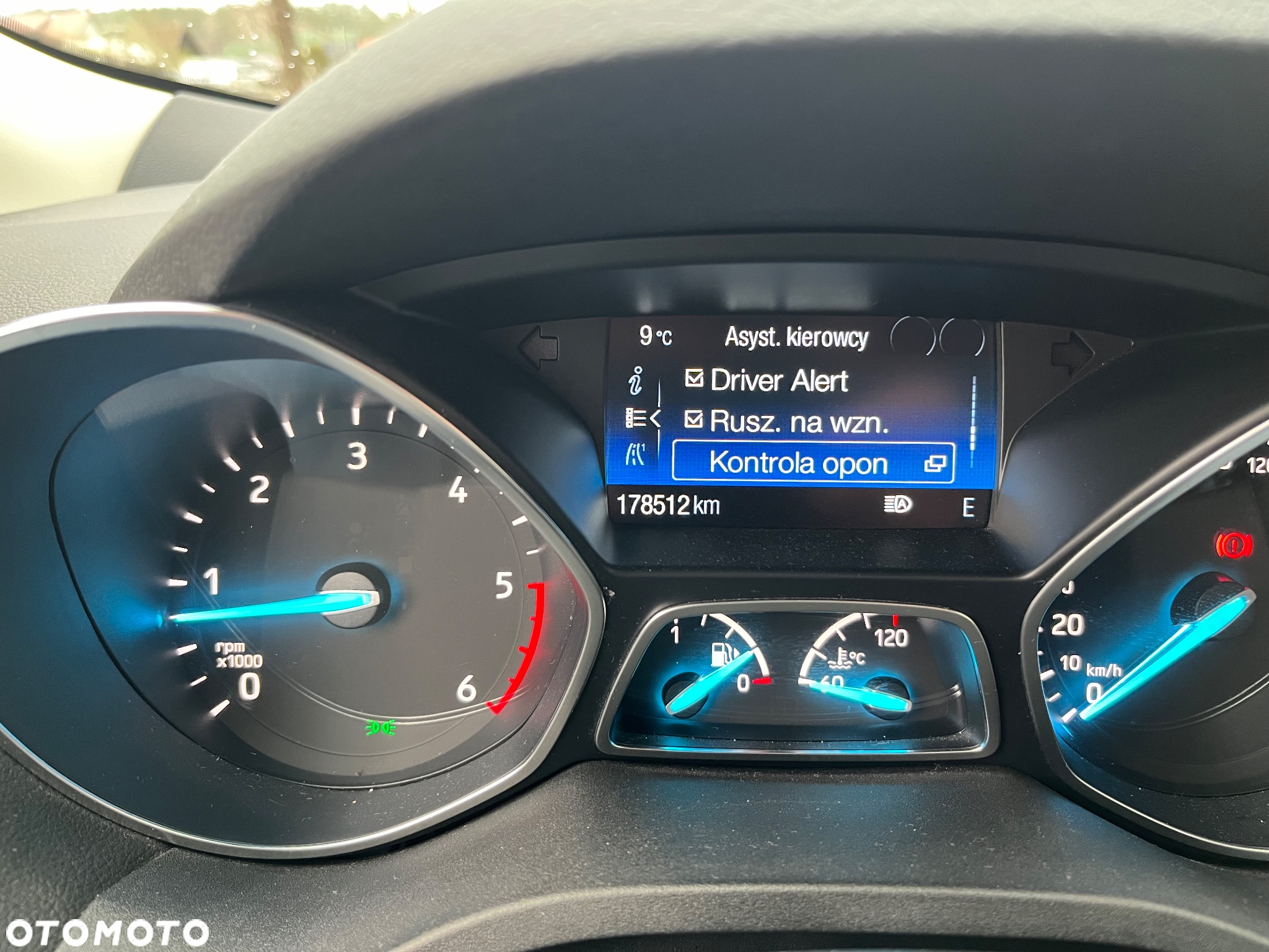Ford Kuga 2.0 TDCi AWD Titanium - 24