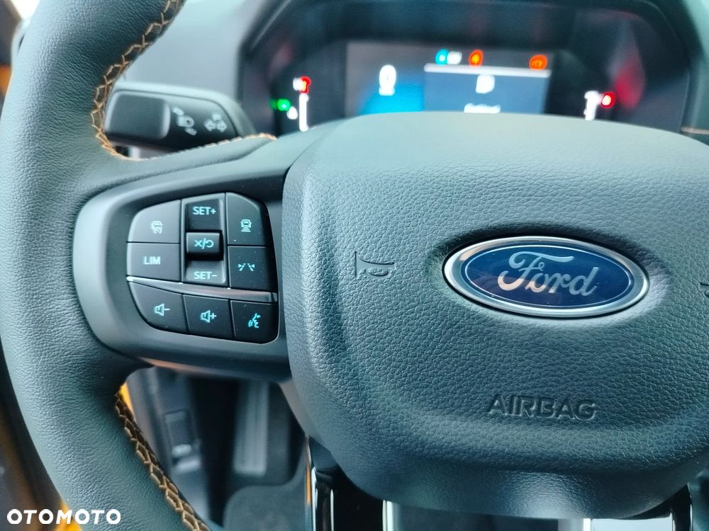 Ford Ranger 2.0 EcoBlue Bi-Turbo 4x4 DC Wildtrak - 10