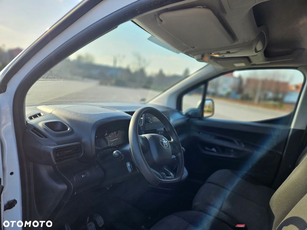 Toyota Proace  City, Salon Polska, 3 osobowy - 19