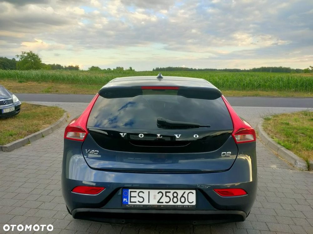 Volvo V40 D2 Drive-E SCR Momentum - 4