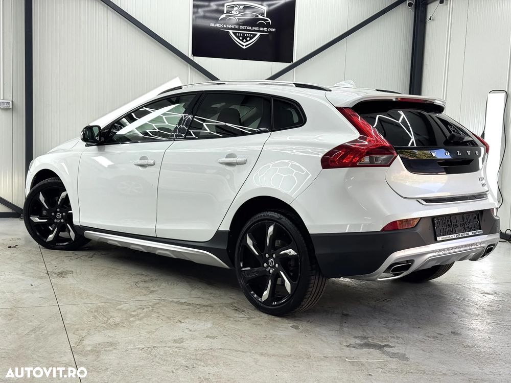 Volvo V40 D3 Ocean Race - 8