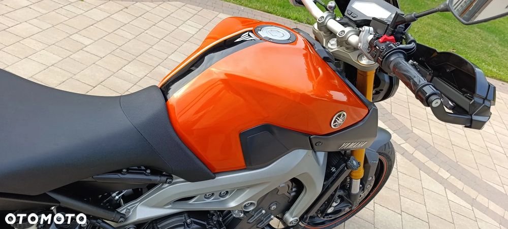 Yamaha MT - 21