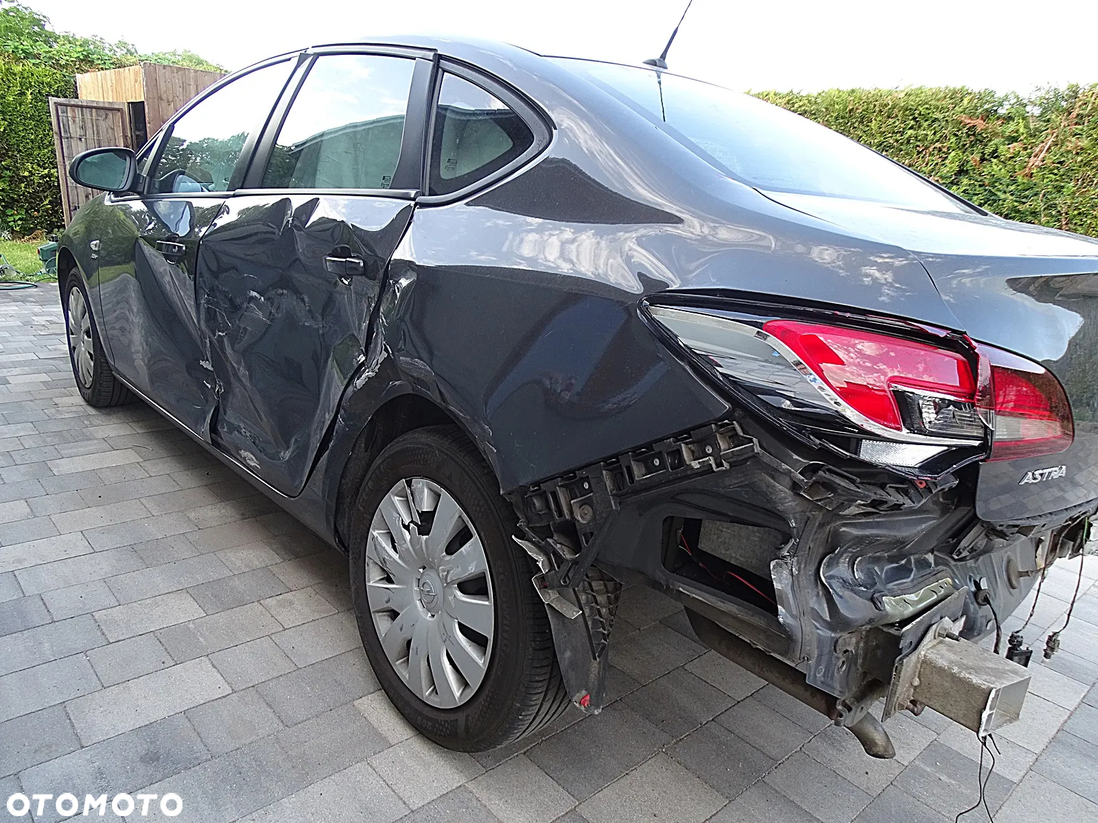 Opel Astra IV 1.4 Active - 19
