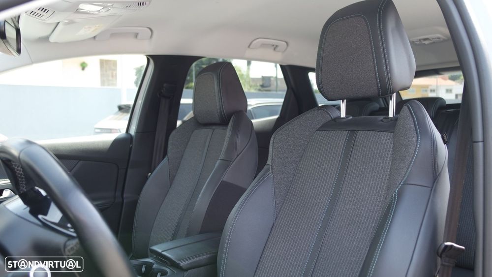 Peugeot 3008 1.5 BlueHDi Allure - 11