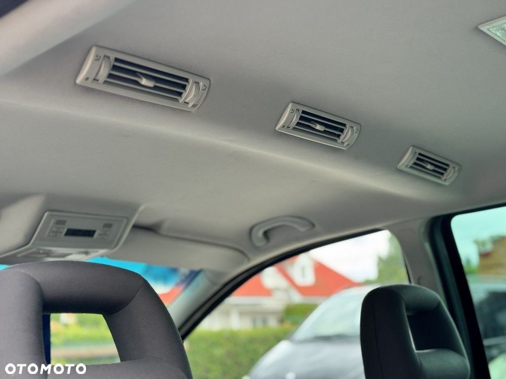 Volkswagen Sharan - 19