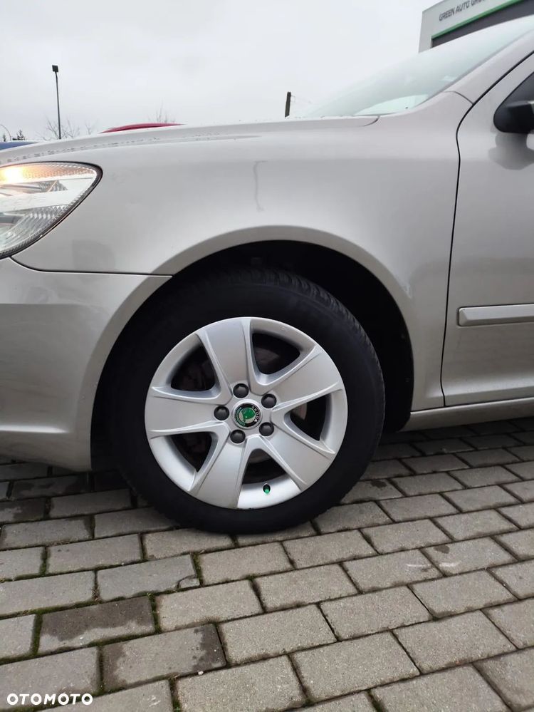 Skoda Octavia 2.0 TDI Elegance DSG - 15
